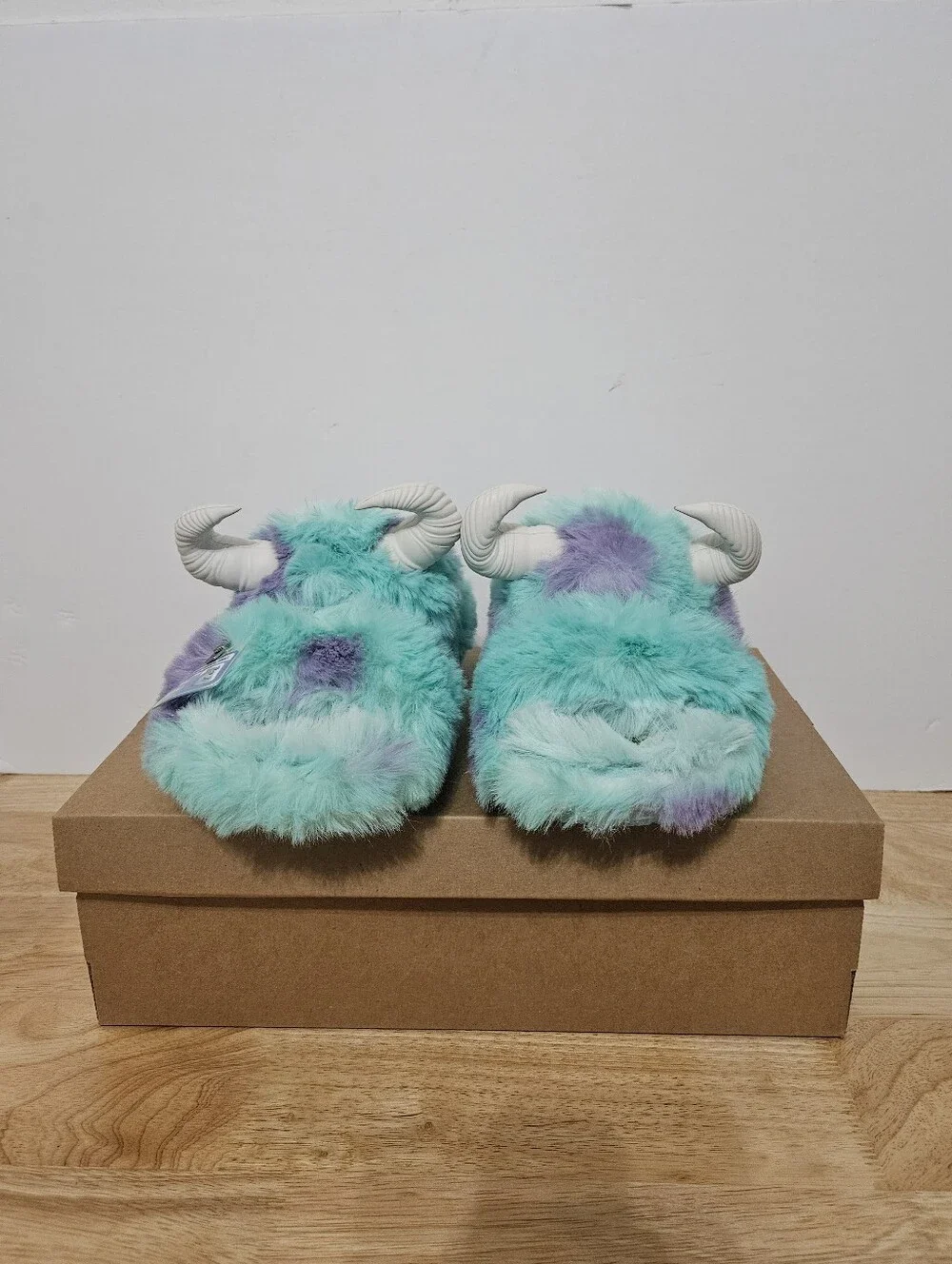 Crocs Monsters Inc Sulley